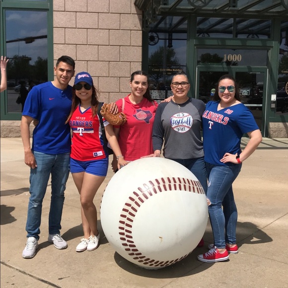 Meet your Posher, Ann - Picture 1 of 1